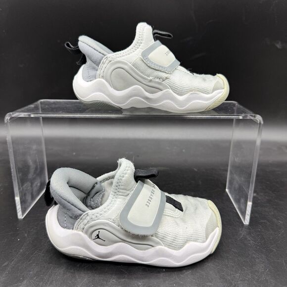 Air Jordan 23SEVEN Infant Size 6C Sneakers HF3414-002 Gray - Picture 1 of 8